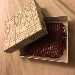 Comme des Garçons burgundy zip wallet *Firm Price*